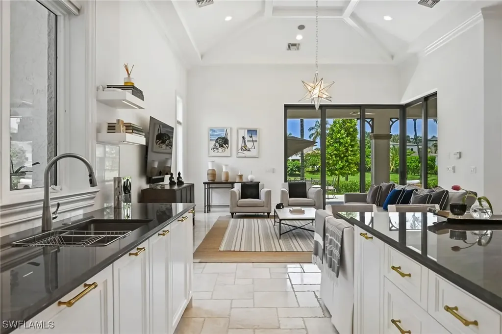 333 Sedgwick Court Naples FL 34108