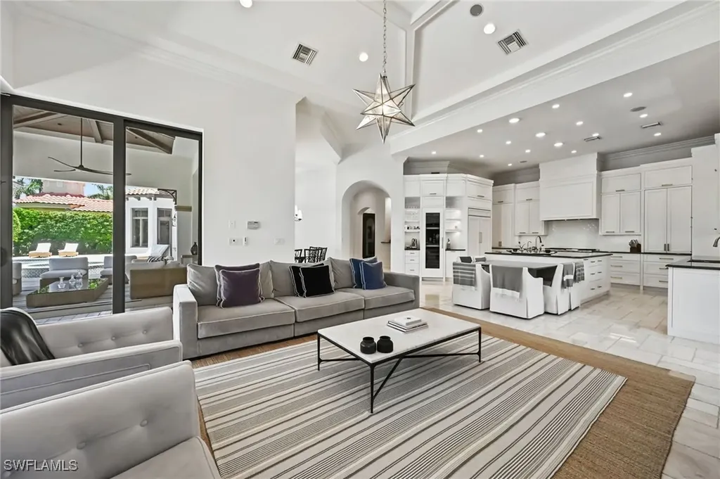 333 Sedgwick Court Naples FL 34108
