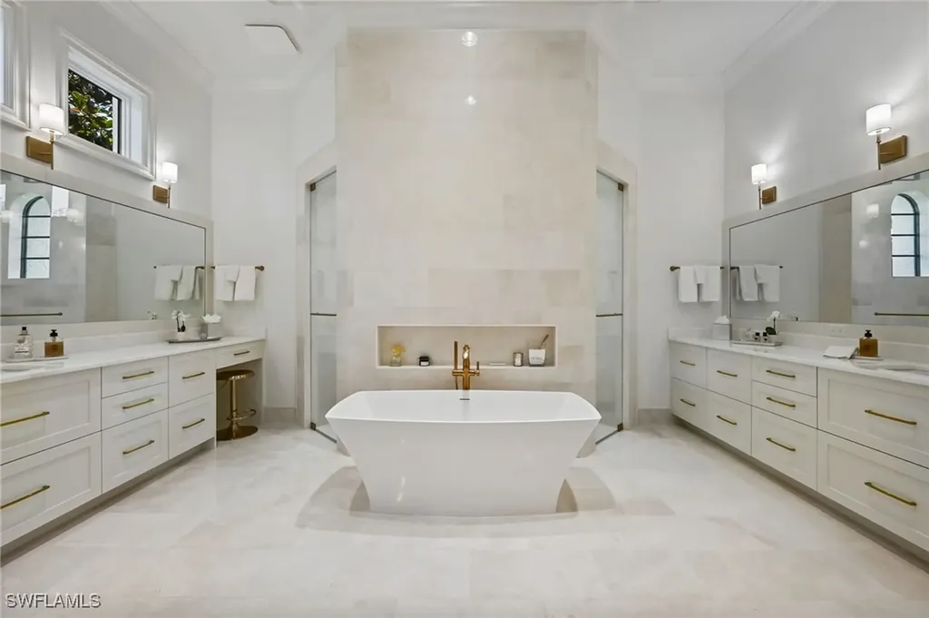 333 Sedgwick Court Naples FL 34108