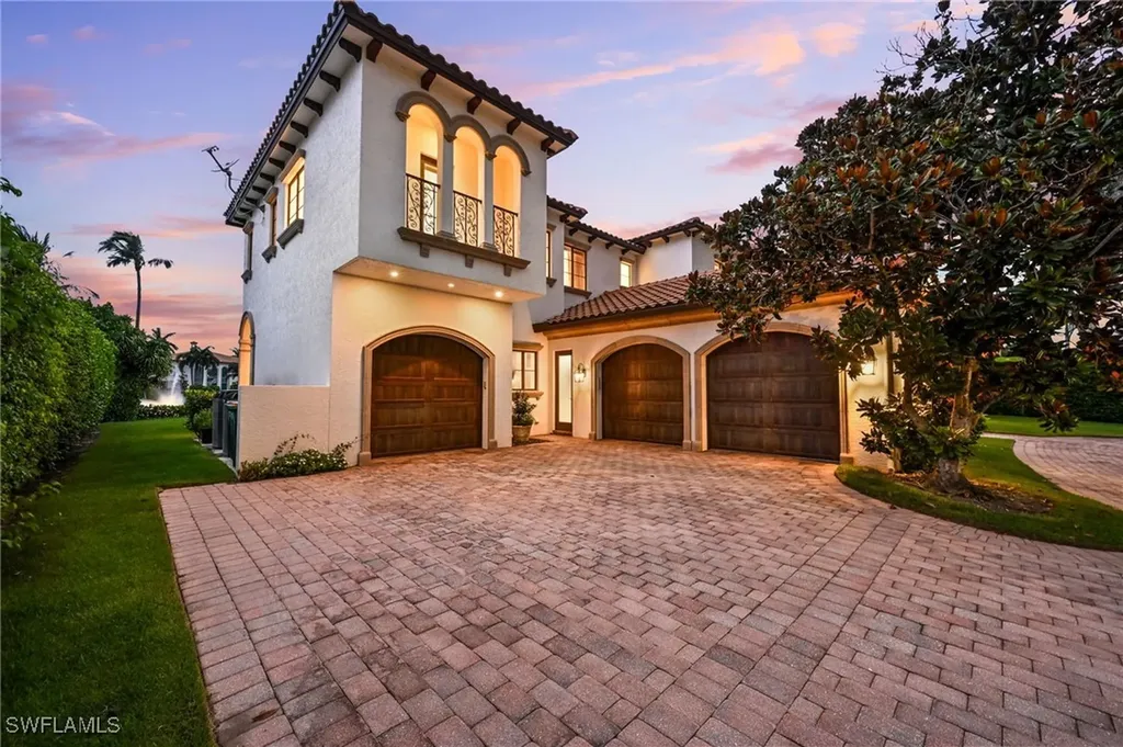 333 Sedgwick Court Naples FL 34108