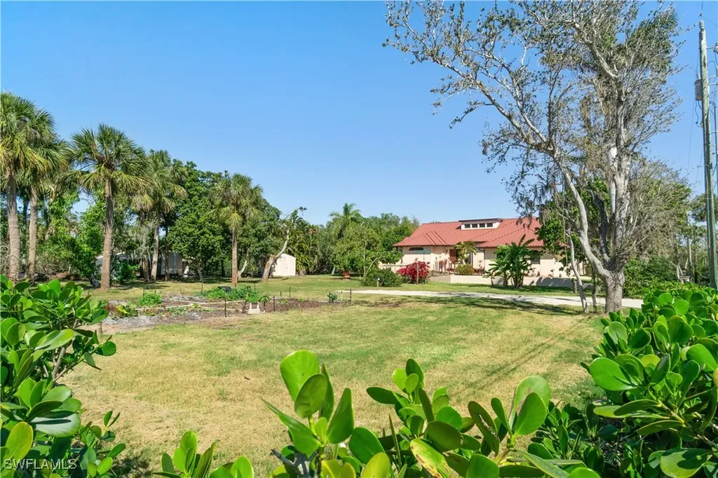 27557 Shore Drive Bonita Springs FL 34134