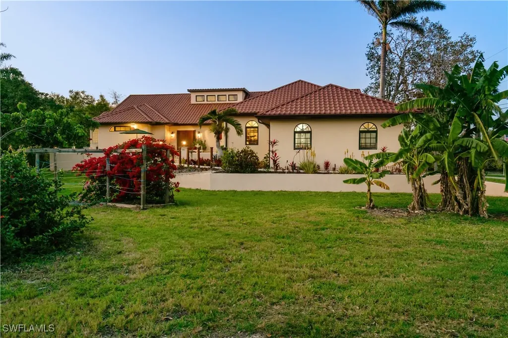 27557 Shore Drive Bonita Springs FL 34134