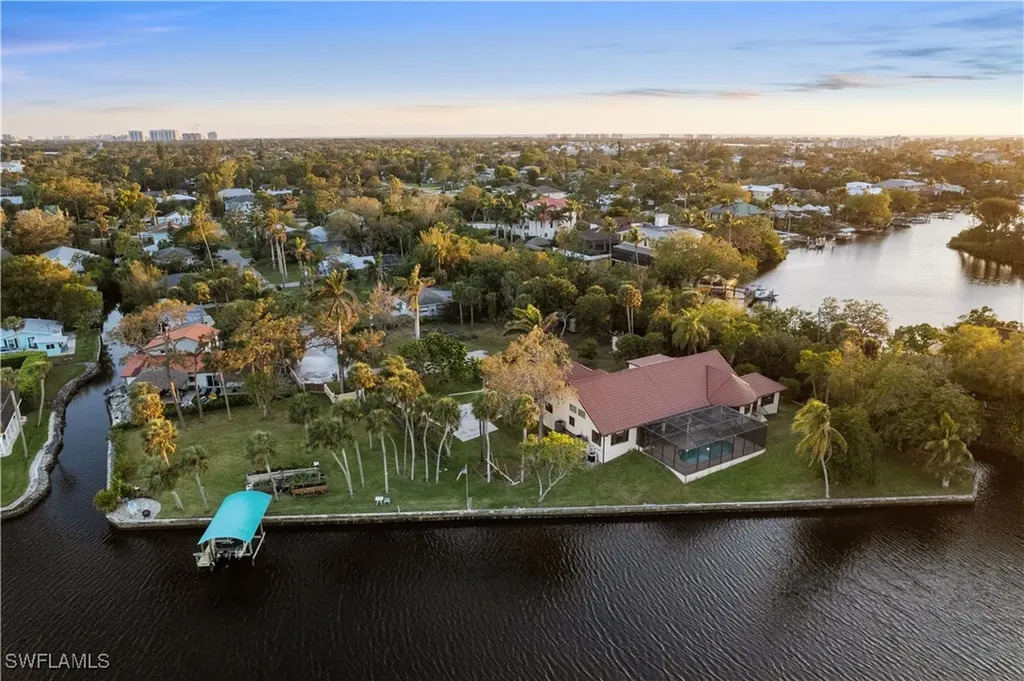 27557 Shore Drive Bonita Springs FL 34134