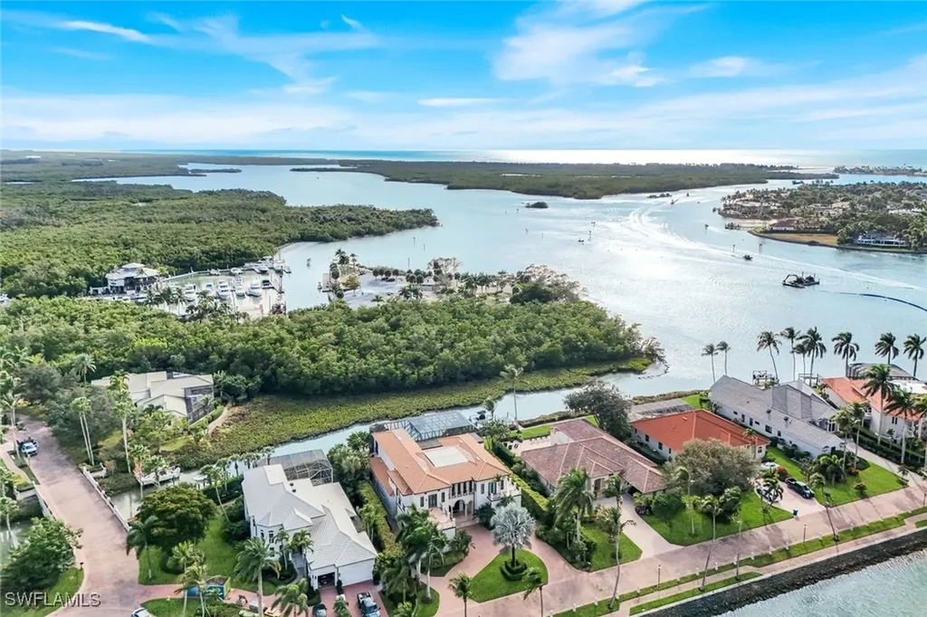 1450 Gulfstar Drive S Naples FL 34112