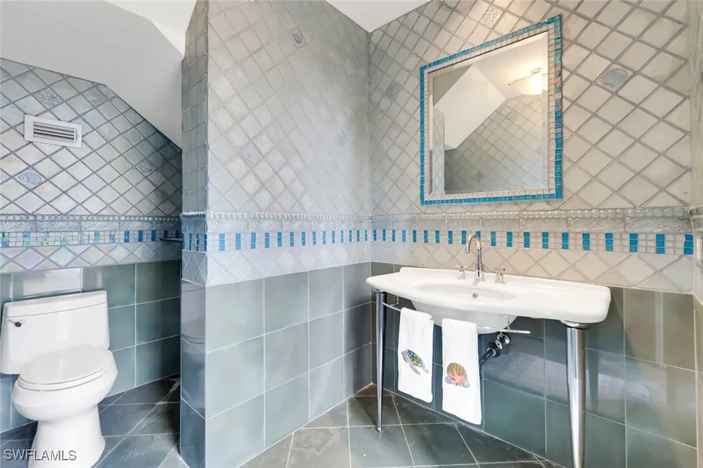 1450 Gulfstar Drive S Naples FL 34112
