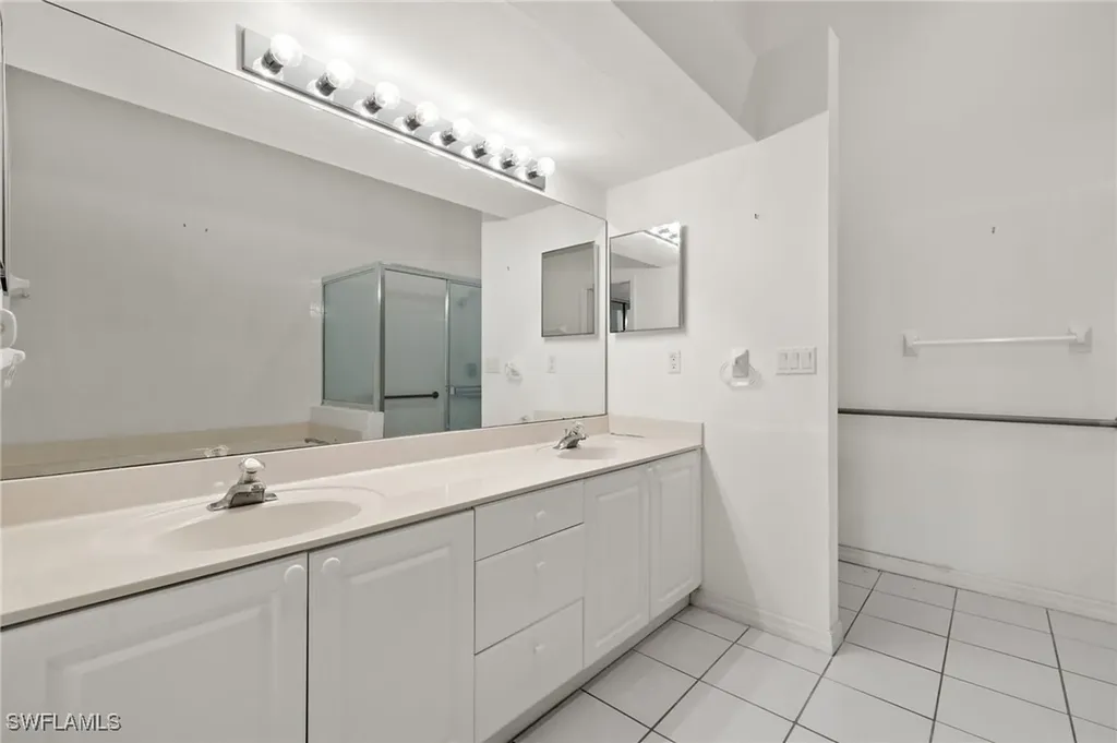 347 Melrose Place Naples FL 34104