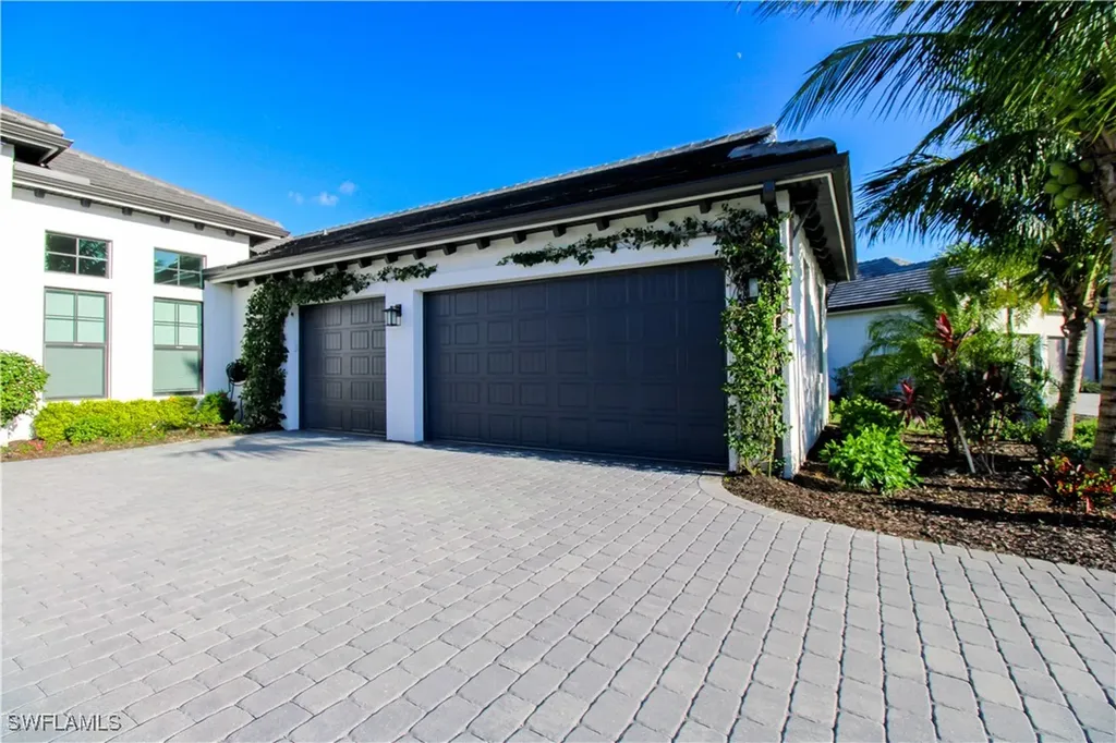 3123 Heather Glen Court Naples FL 34114