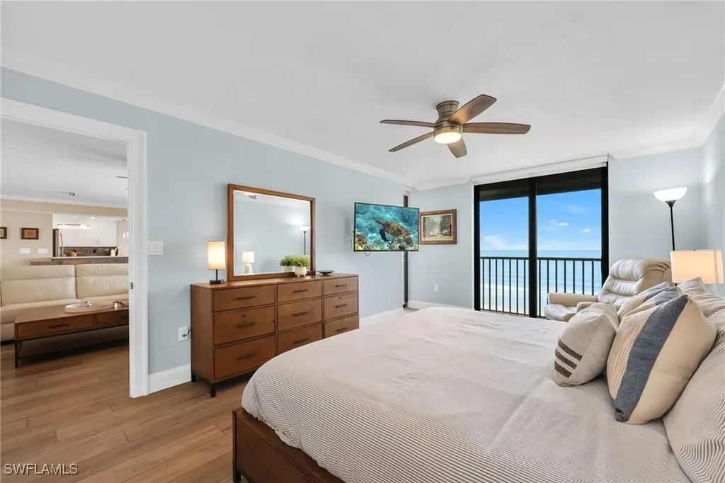 9653 Gulf Shore Drive Naples FL 34108
