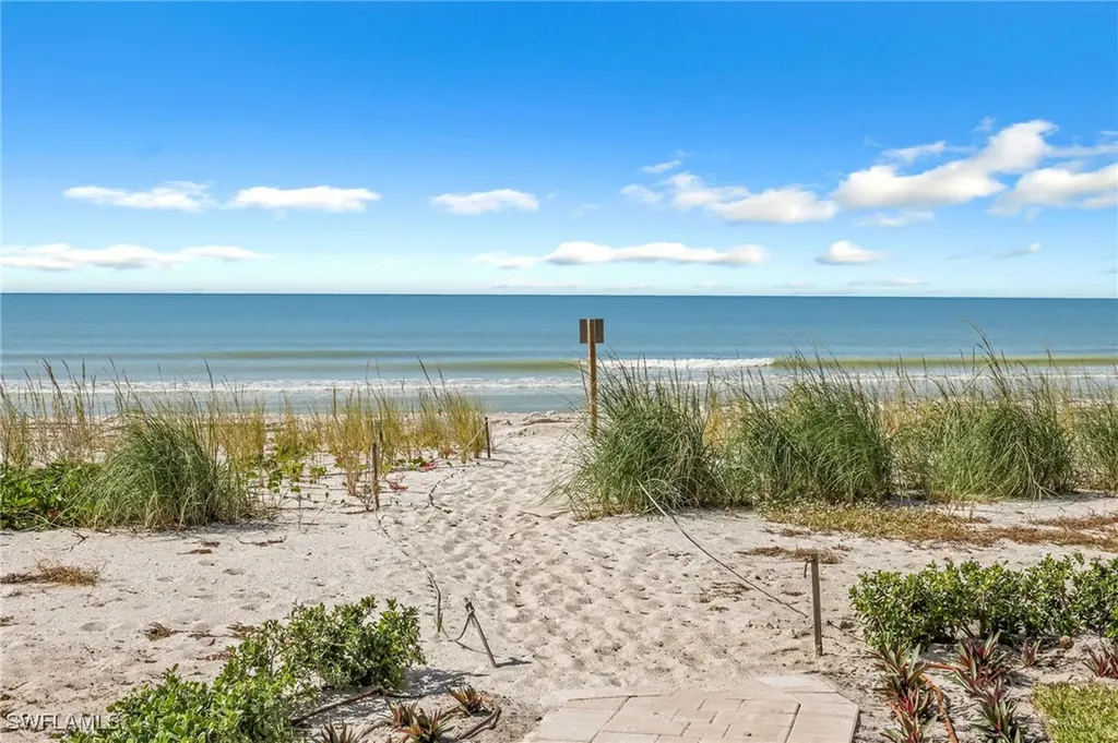 9653 Gulf Shore Drive Naples FL 34108