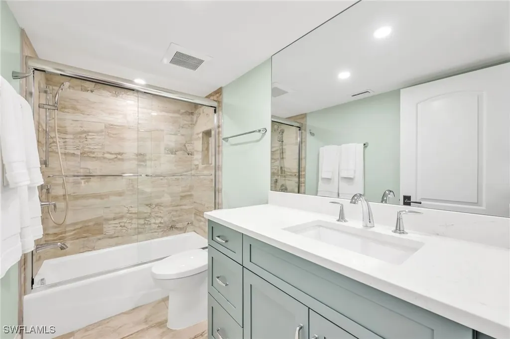 9653 Gulf Shore Drive Naples FL 34108