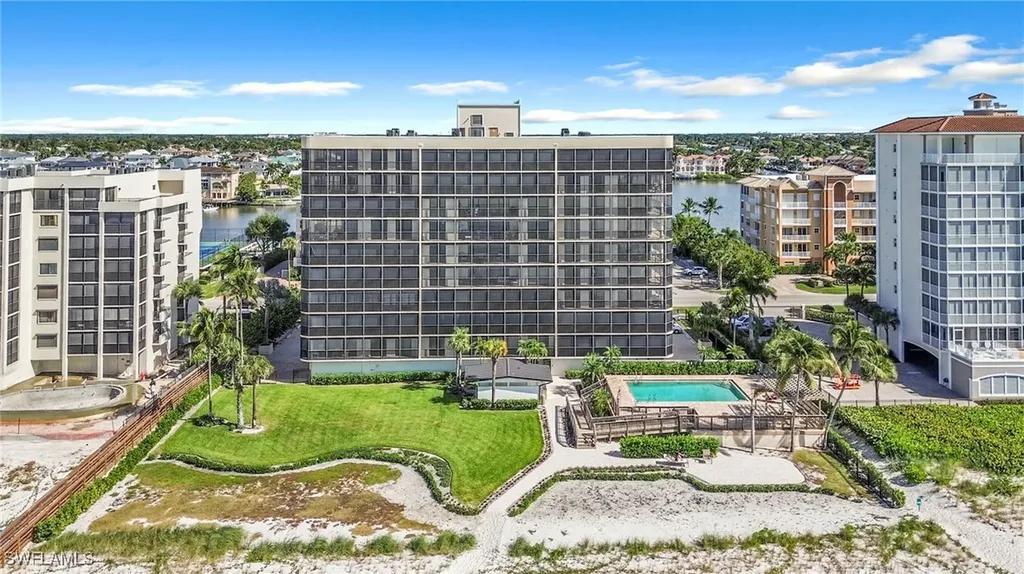 9653 Gulf Shore Drive Naples FL 34108