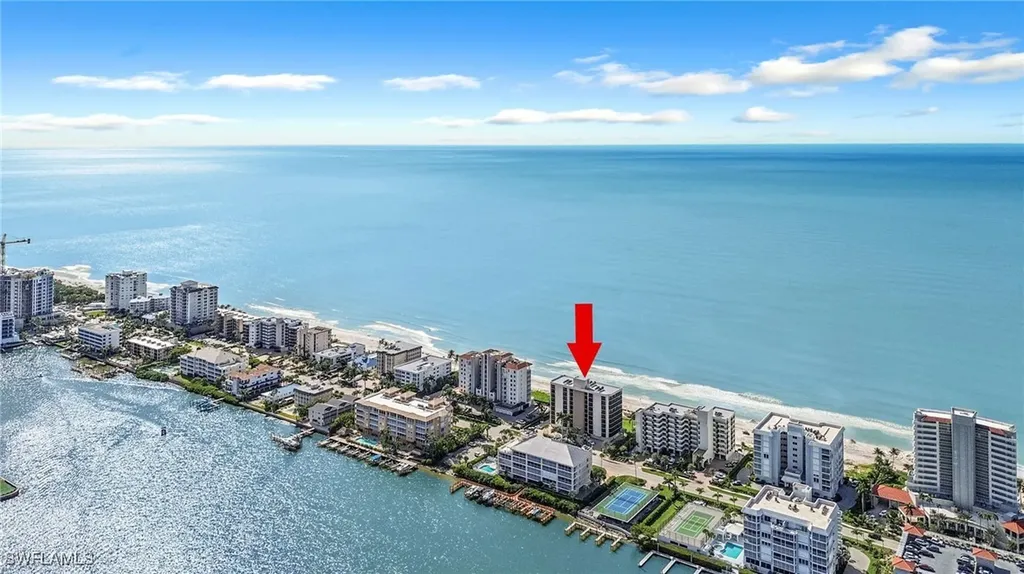 9653 Gulf Shore Drive Naples FL 34108