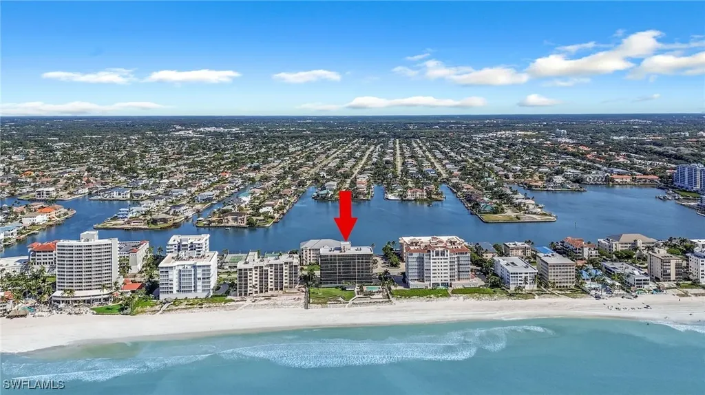 9653 Gulf Shore Drive Naples FL 34108