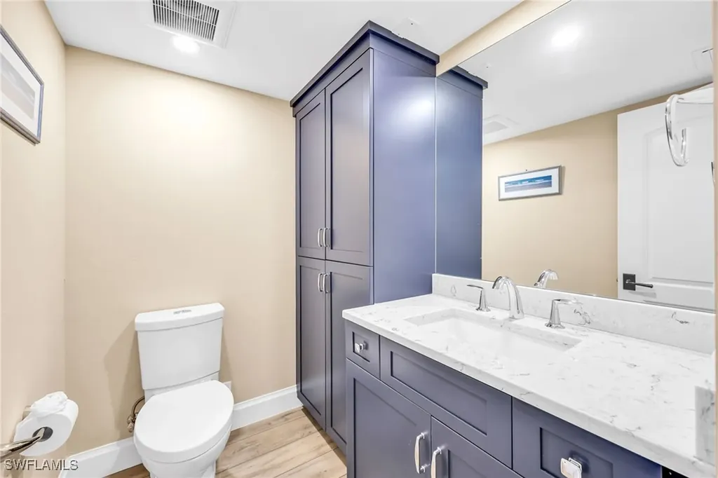 9653 Gulf Shore Drive Naples FL 34108