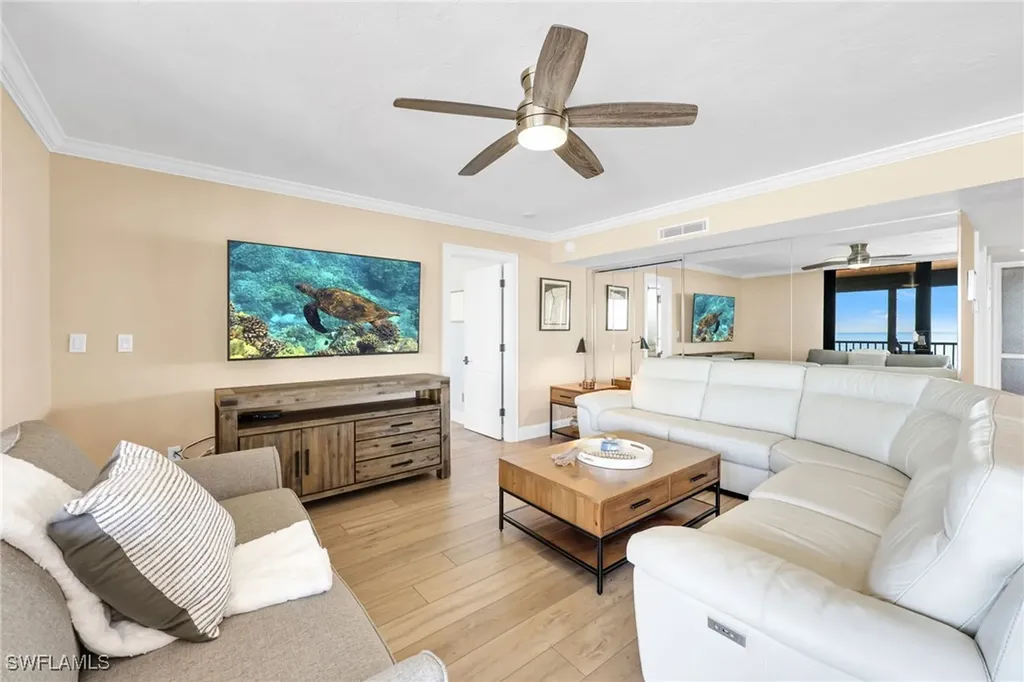 9653 Gulf Shore Drive Naples FL 34108