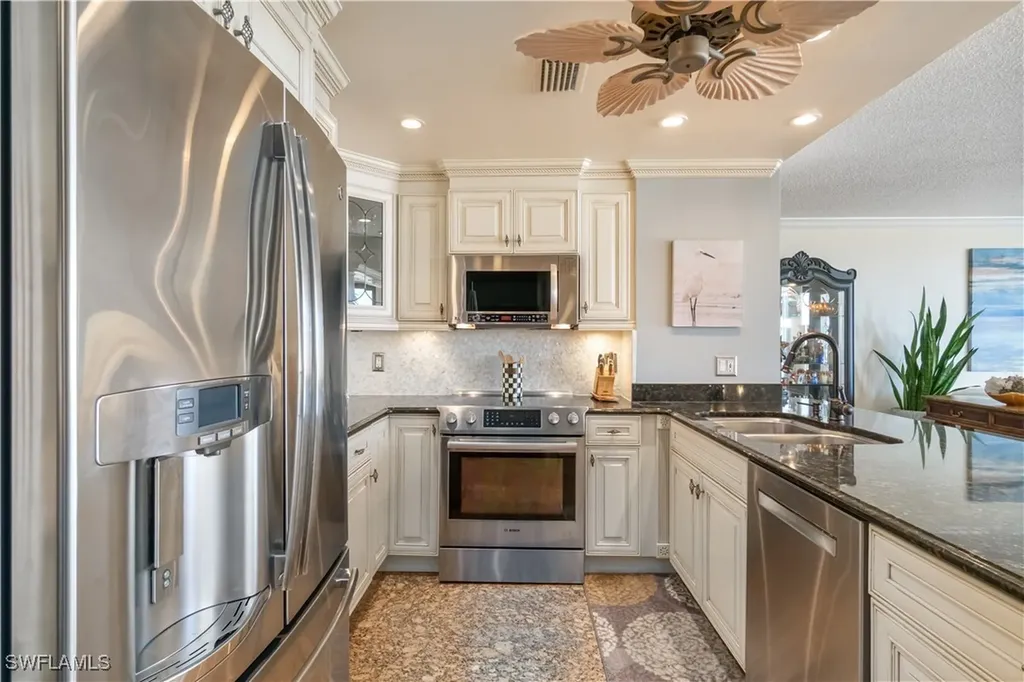3115 Gulf Shore Boulevard N Naples FL 34103