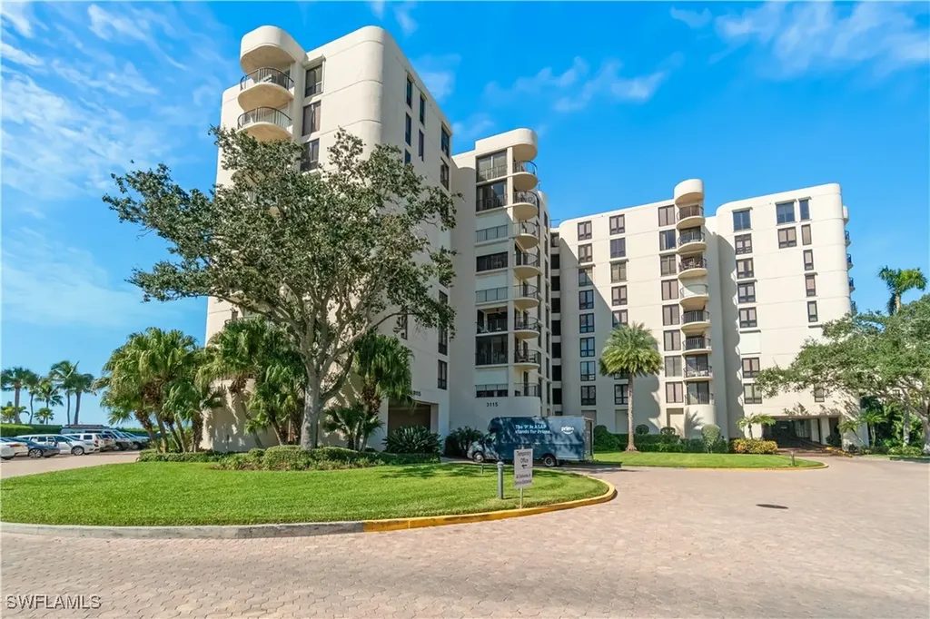 3115 Gulf Shore Boulevard N Naples FL 34103