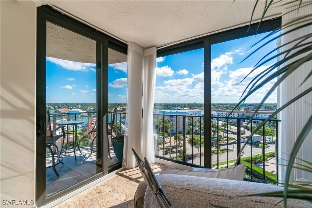 3115 Gulf Shore Boulevard N Naples FL 34103