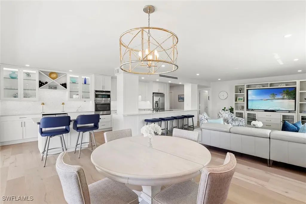 3401 Gulf Shore Boulevard N Naples FL 34103