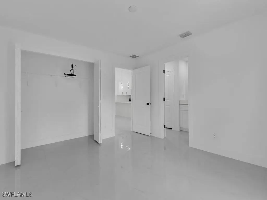 4956/4958 Leonard Boulevard S Lehigh Acres FL 33973