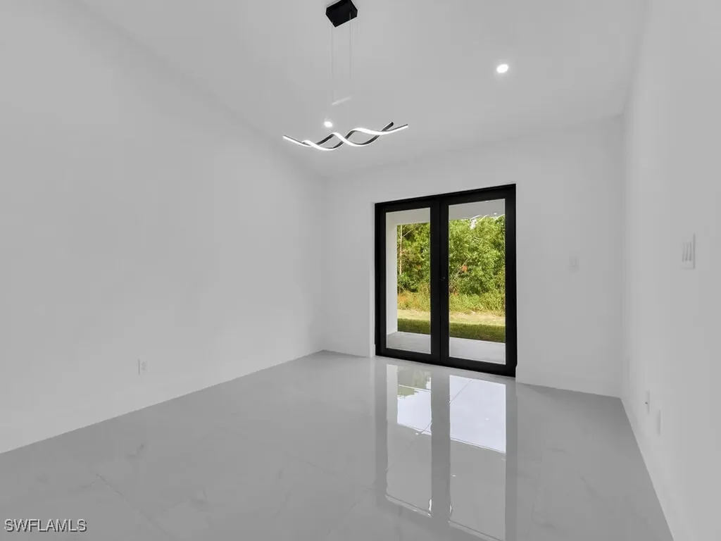 4956/4958 Leonard Boulevard S Lehigh Acres FL 33973