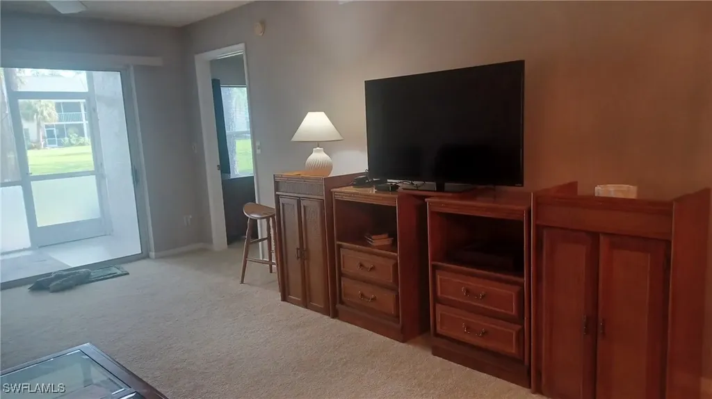 716 Landover Circle Naples FL 34104
