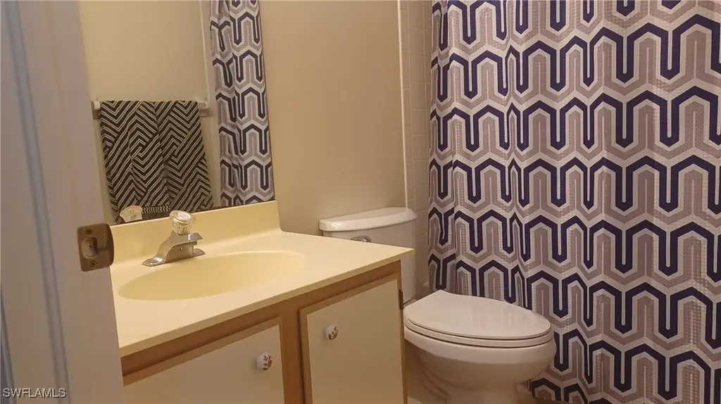 716 Landover Circle Naples FL 34104