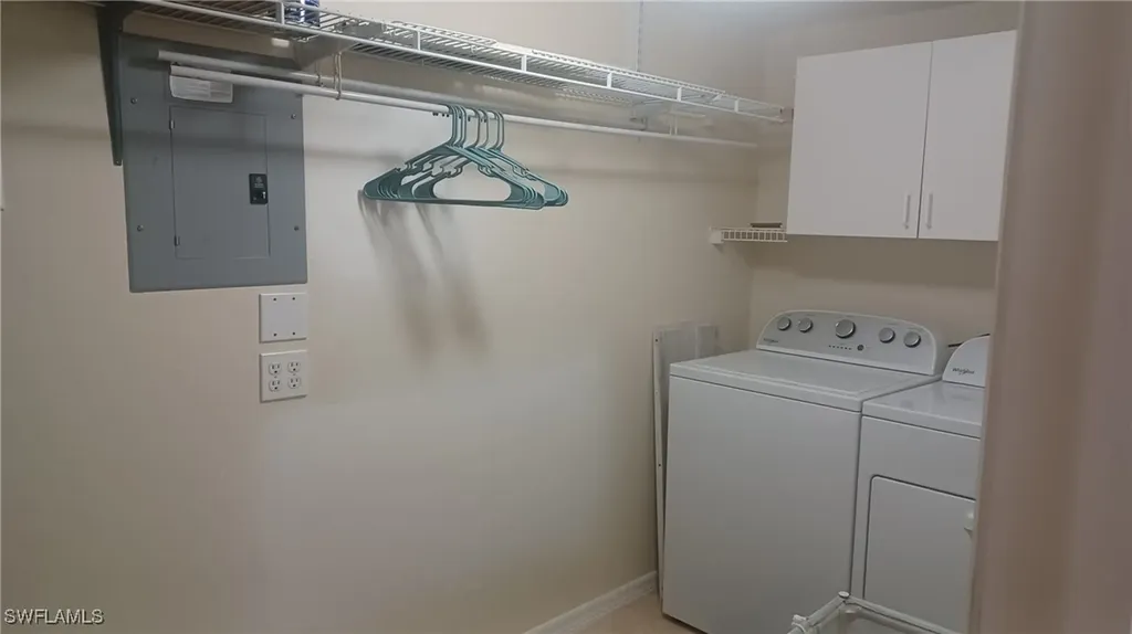 716 Landover Circle Naples FL 34104