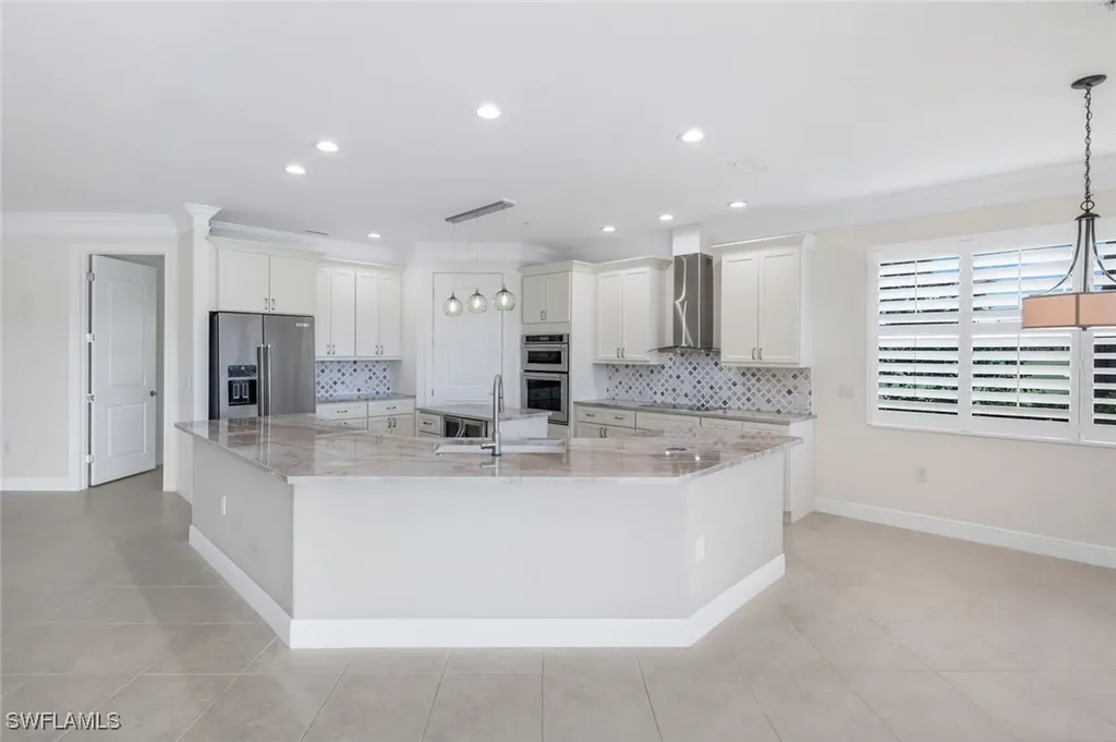 18580 Sandalwood Pointe Fort Myers FL 33908