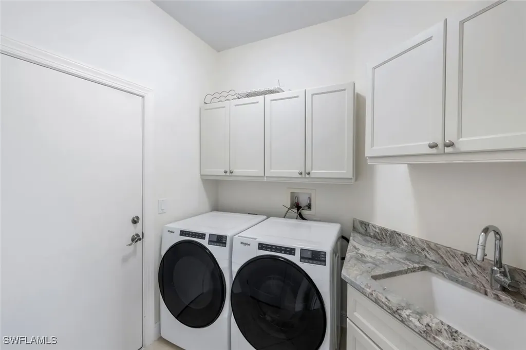 18580 Sandalwood Pointe Fort Myers FL 33908