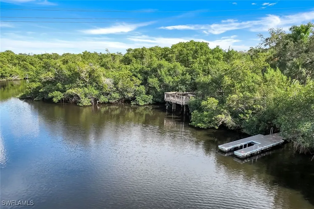 18580 Sandalwood Pointe Fort Myers FL 33908