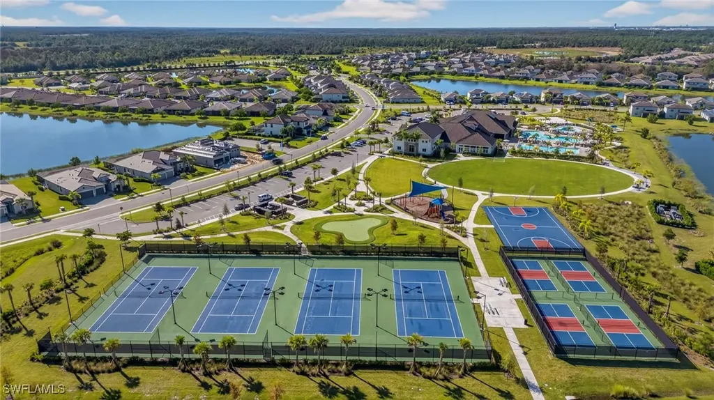 13826 Hunter Oak Drive Fort Myers FL 33913