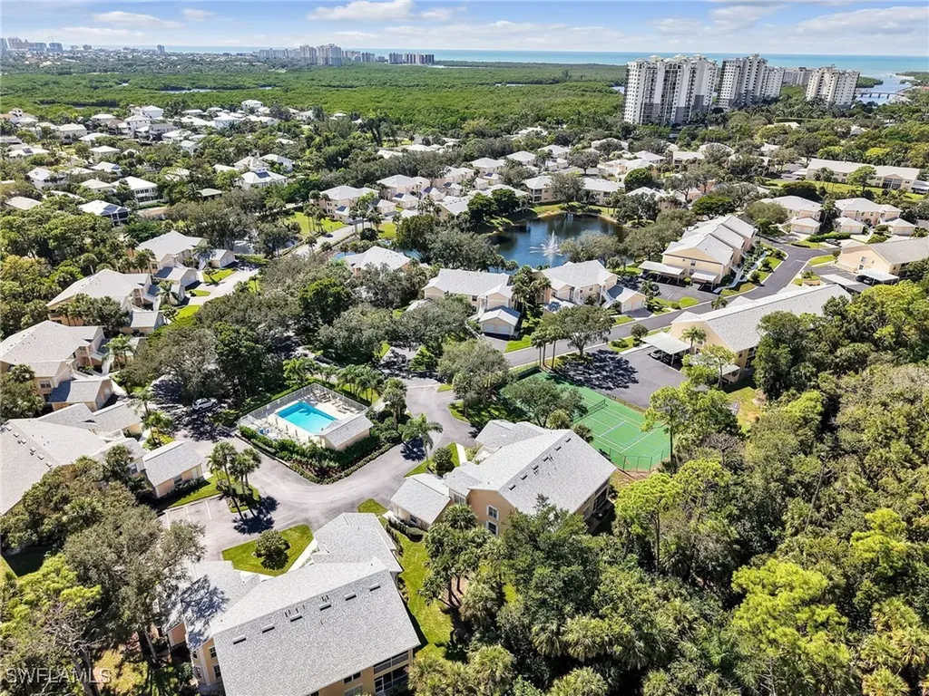 651 Wiggins Lake Drive Naples FL 34110