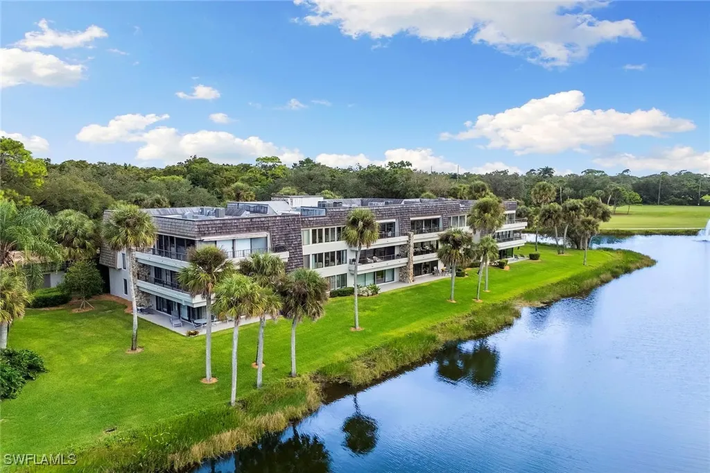 112 Wilderness Drive Naples FL 34105