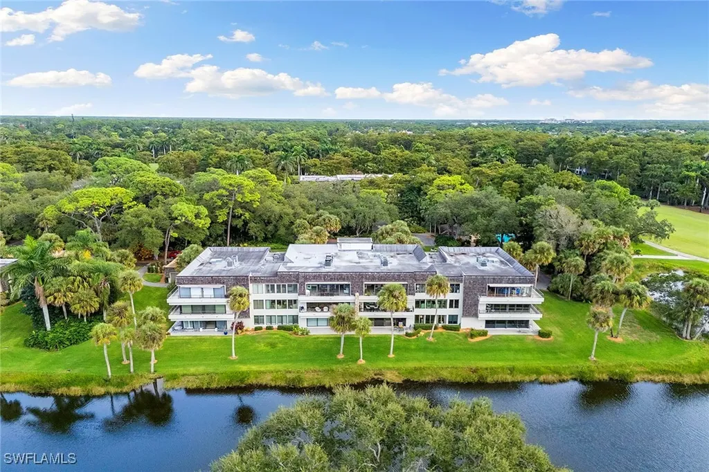 112 Wilderness Drive Naples FL 34105