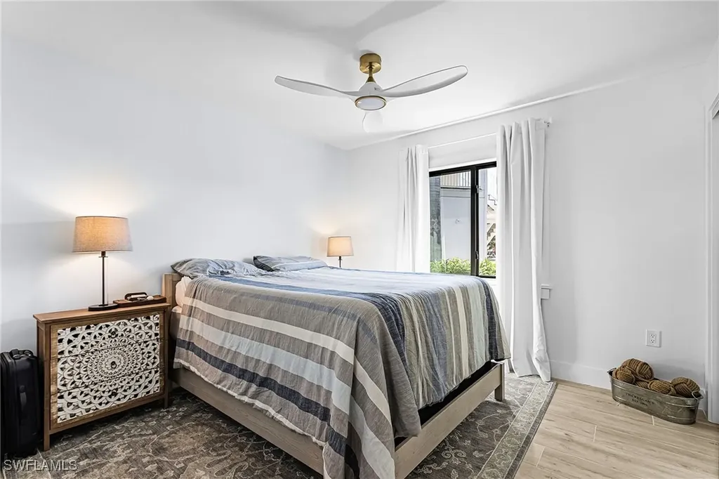 121 Jamaica Drive Naples FL 34113
