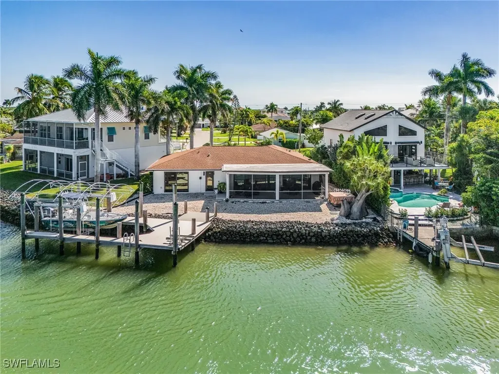 121 Jamaica Drive Naples FL 34113