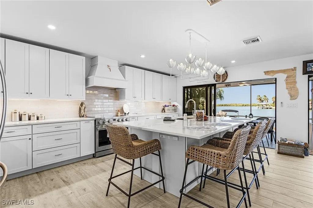 121 Jamaica Drive Naples FL 34113