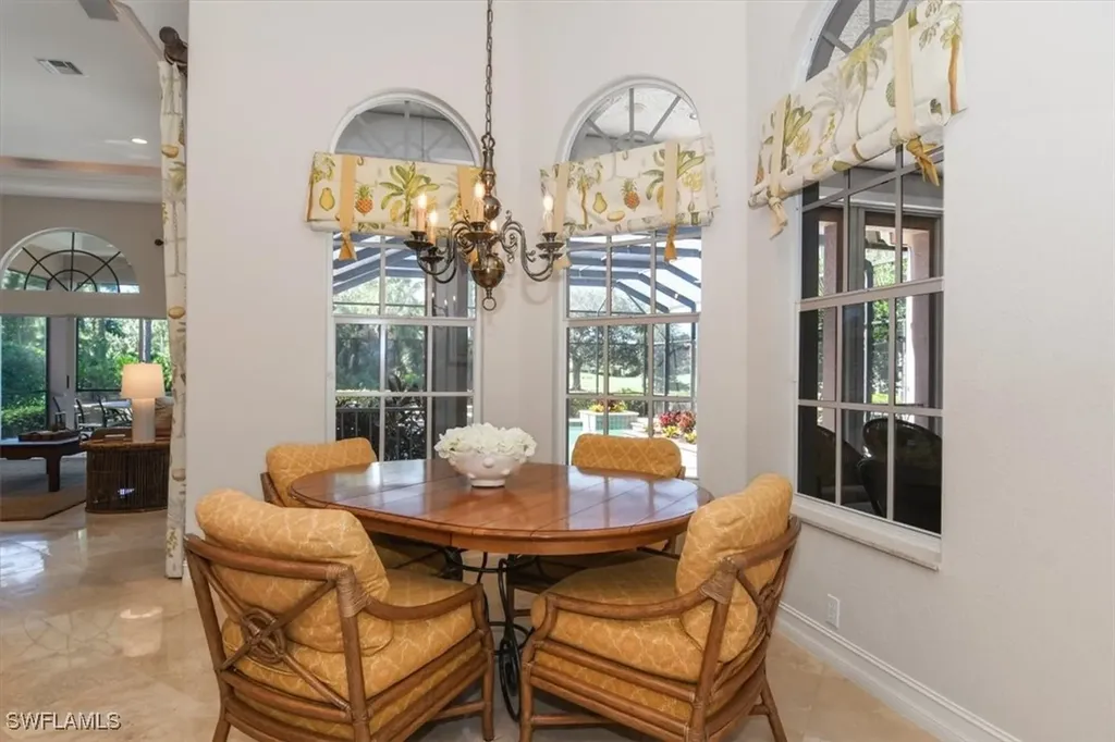 396 Edgemere Way E Naples FL 34105