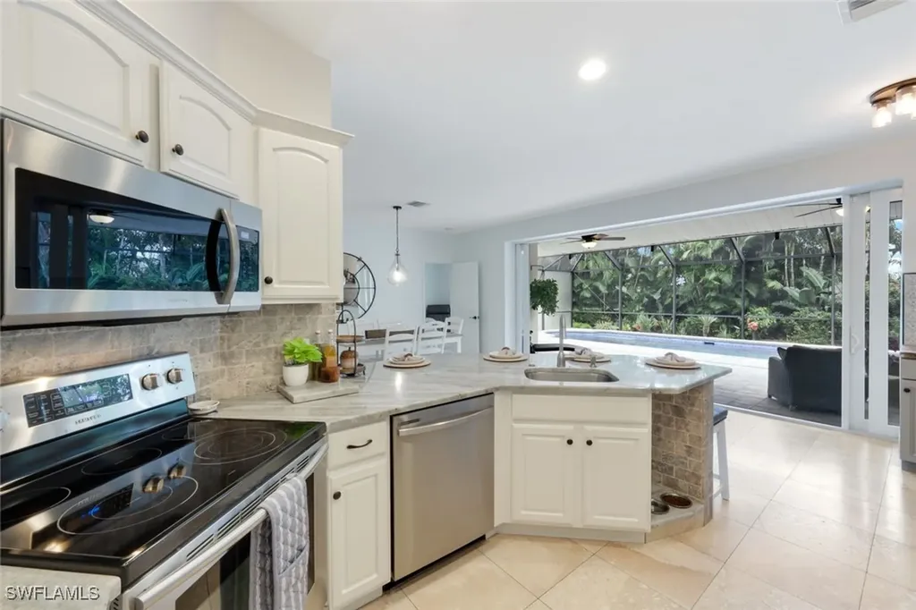 11641 Red Hibiscus Drive Bonita Springs FL 34135