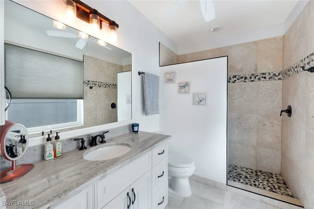 11641 Red Hibiscus Drive Bonita Springs FL 34135