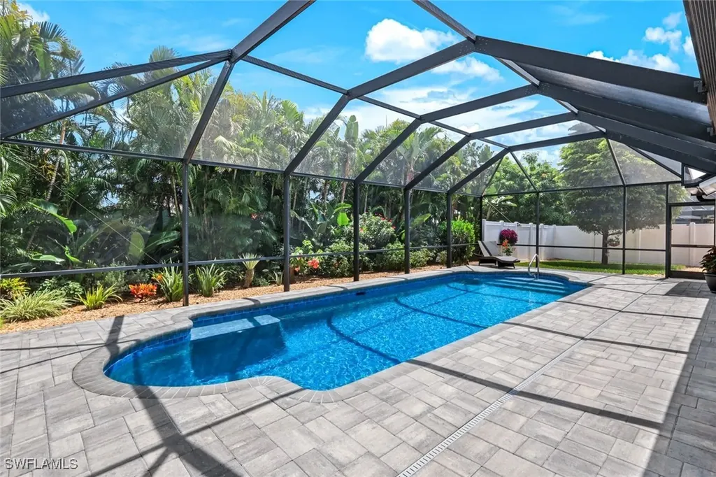 11641 Red Hibiscus Drive Bonita Springs FL 34135