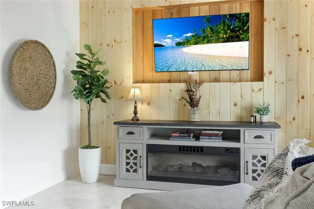 11641 Red Hibiscus Drive Bonita Springs FL 34135