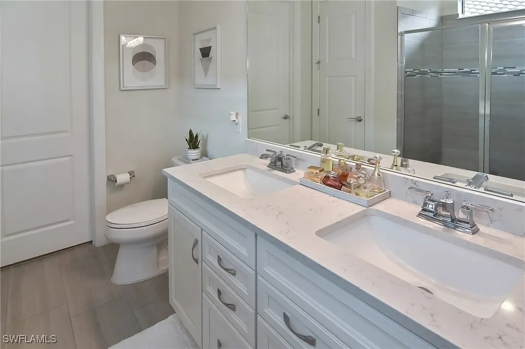 19375 Elston Way Estero FL 33928