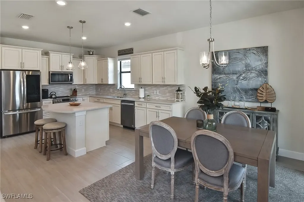 19375 Elston Way Estero FL 33928