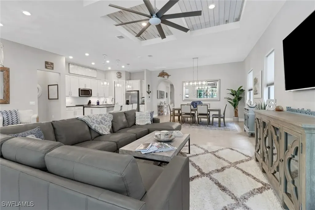 7289 Birchmore Street Naples FL 34109