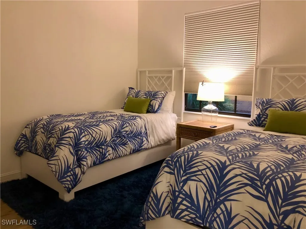 9126 Chula Vista Street Naples FL 34113