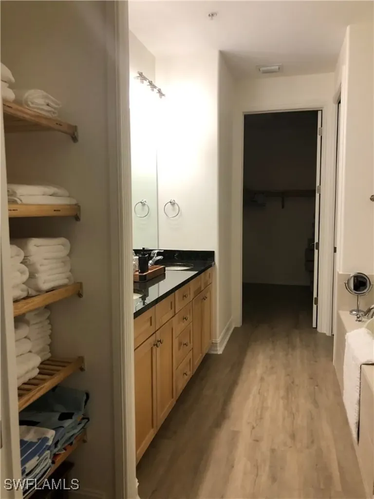 9126 Chula Vista Street Naples FL 34113