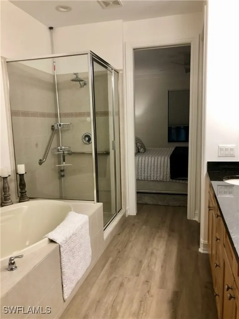 9126 Chula Vista Street Naples FL 34113