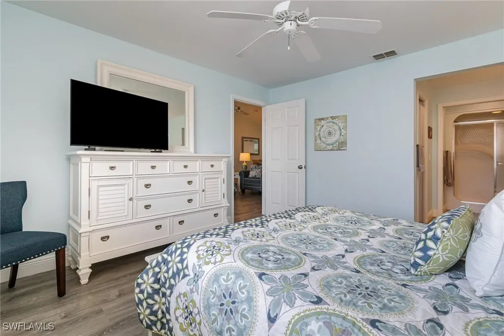 484 Belina Drive Naples FL 34104